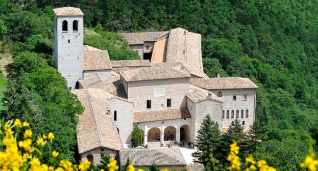 Veduta del monastero di Fonte Avellana (Pesaro).